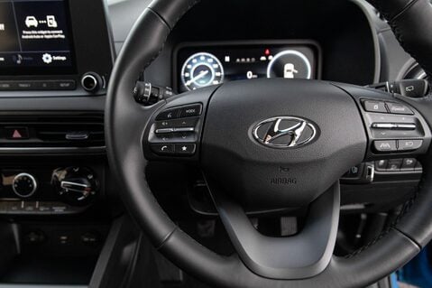 Hyundai KONA T-GDI SE CONNECT MHEV 19