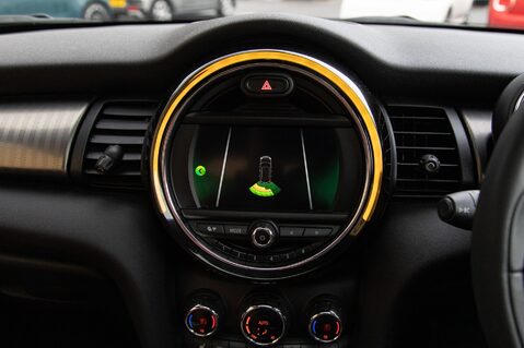 Mini Hatch COOPER EXCLUSIVE 27