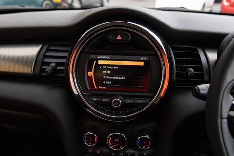 Mini Hatch COOPER EXCLUSIVE 26