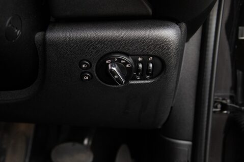 Mini Hatch COOPER EXCLUSIVE 16