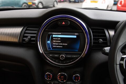 Mini Hatch COOPER EXCLUSIVE 25