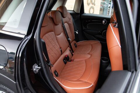 Mini Hatch COOPER EXCLUSIVE 33