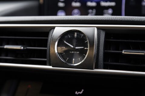 Lexus Is 300H F SPORT 33