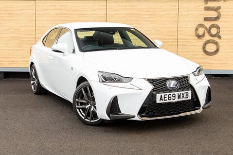 Lexus Is 300H F SPORT 1