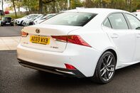 Lexus Is 300H F SPORT 8