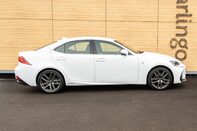 Lexus Is 300H F SPORT 13