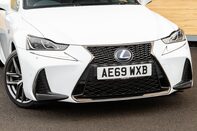 Lexus Is 300H F SPORT 11