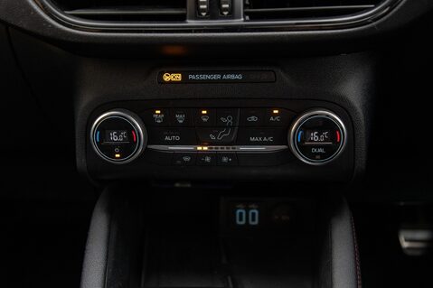 Ford Kuga ST-LINE EDITION ECOBLUE 32