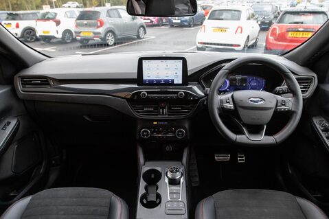 Ford Kuga ST-LINE EDITION ECOBLUE 3