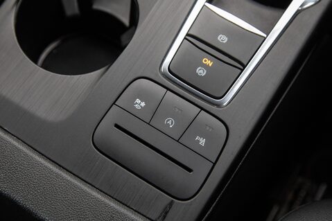 Ford Kuga ST-LINE EDITION ECOBLUE 33