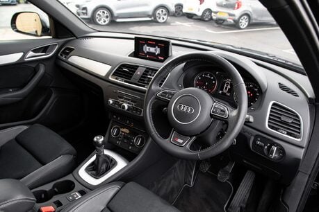 Audi Q3 TFSI S LINE EDITION