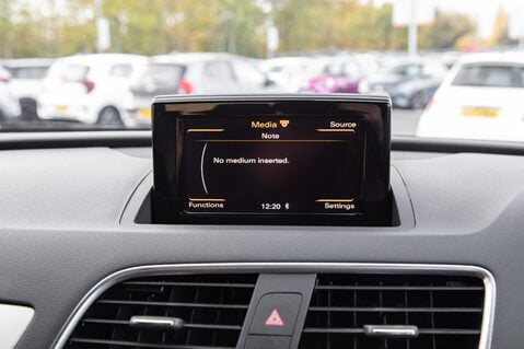 Audi Q3 TFSI S LINE EDITION 25