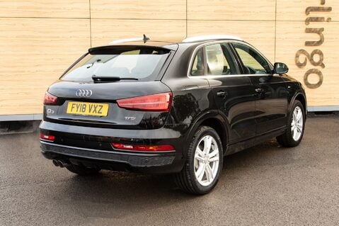 Audi Q3 TFSI S LINE EDITION 2