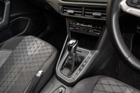 Volkswagen Taigo R-LINE TSI DSG 33