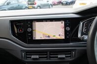 Volkswagen Taigo R-LINE TSI DSG 25