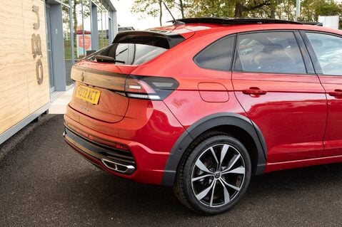 Volkswagen Taigo R-LINE TSI DSG 8