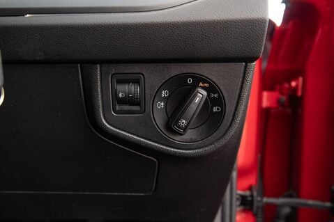 Volkswagen Taigo R-LINE TSI DSG 16