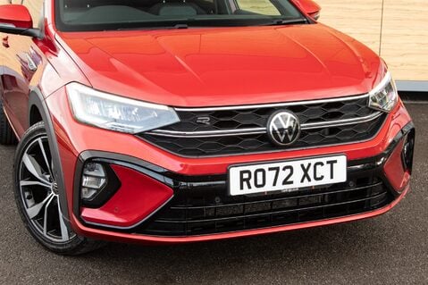 Volkswagen Taigo R-LINE TSI DSG 11