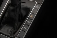 Volkswagen Taigo R-LINE TSI DSG 35