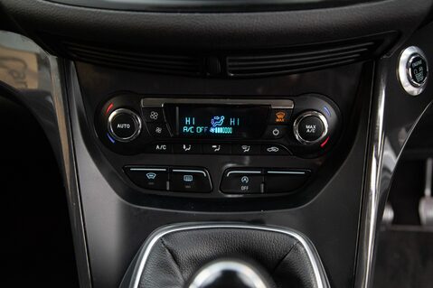 Ford Kuga TITANIUM TDCI 30