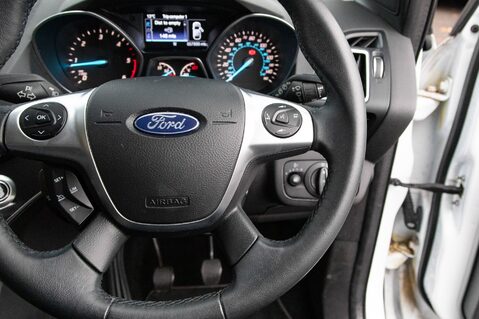 Ford Kuga TITANIUM TDCI 20