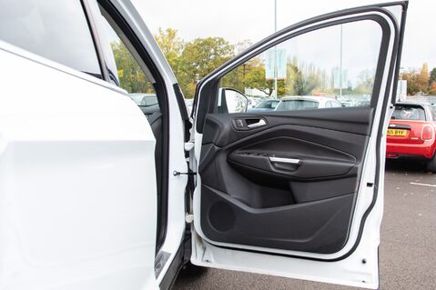 Ford Kuga TITANIUM TDCI 14