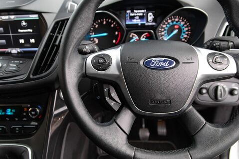 Ford Kuga TITANIUM TDCI 19