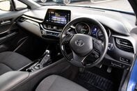 Toyota C-HR DESIGN 4