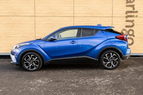 Toyota C-HR DESIGN 13
