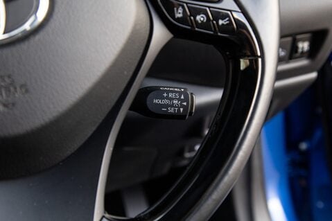 Toyota C-HR DESIGN 19