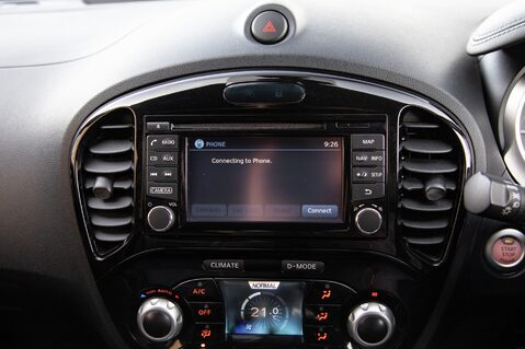 Nissan Juke TEKNA XTRONIC 23