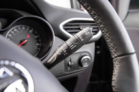 Vauxhall Crossland ULTIMATE 18