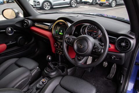 Mini Hatch COOPER SPORT 4