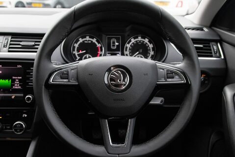 Skoda Octavia SE DRIVE TSI 21