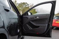 Mercedes-Benz GLA Class GLA 180 URBAN EDITION 14