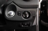 Mercedes-Benz GLA Class GLA 180 URBAN EDITION 16