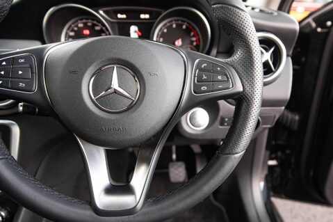 Mercedes-Benz GLA Class GLA 180 URBAN EDITION 19