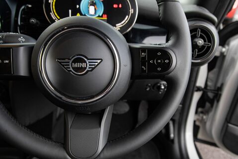 Mini Hatch COOPER S LEVEL 2 20