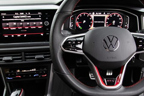 Volkswagen Polo GTI TSI DSG 19