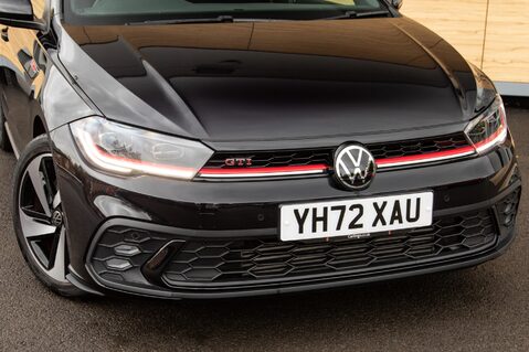 Volkswagen Polo GTI TSI DSG 11