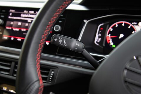 Volkswagen Polo GTI TSI DSG 17