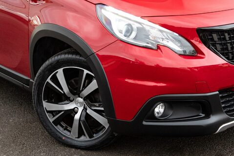 Peugeot 2008 PURETECH S/S GT LINE 11