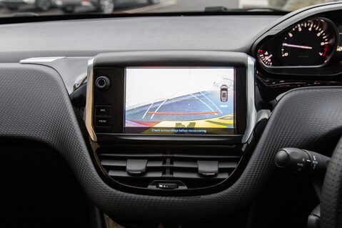 Peugeot 2008 PURETECH S/S GT LINE 29