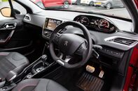 Peugeot 2008 PURETECH S/S GT LINE 4