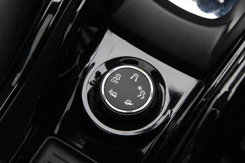 Peugeot 2008 PURETECH S/S GT LINE 35