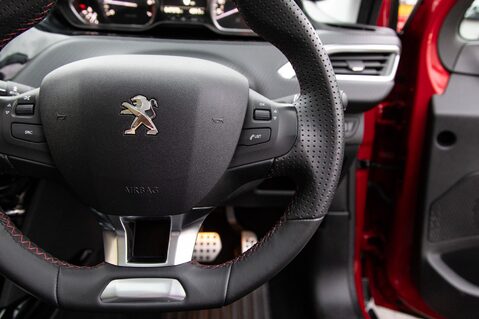 Peugeot 2008 PURETECH S/S GT LINE 20