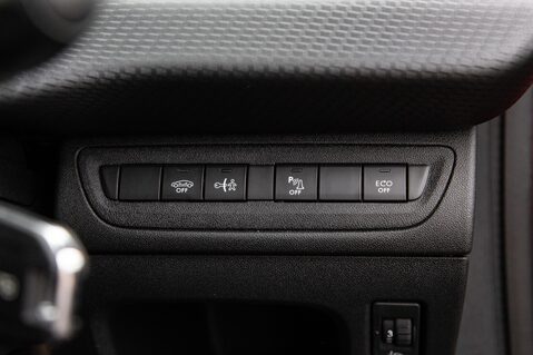 Peugeot 2008 PURETECH S/S GT LINE 16