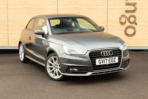 Audi A1 TFSI S LINE 1