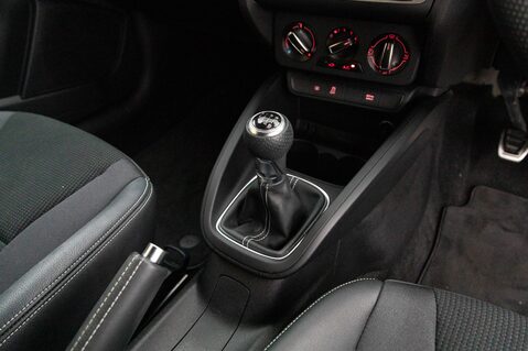 Audi A1 TFSI S LINE 30