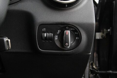 Audi A1 TFSI S LINE 16